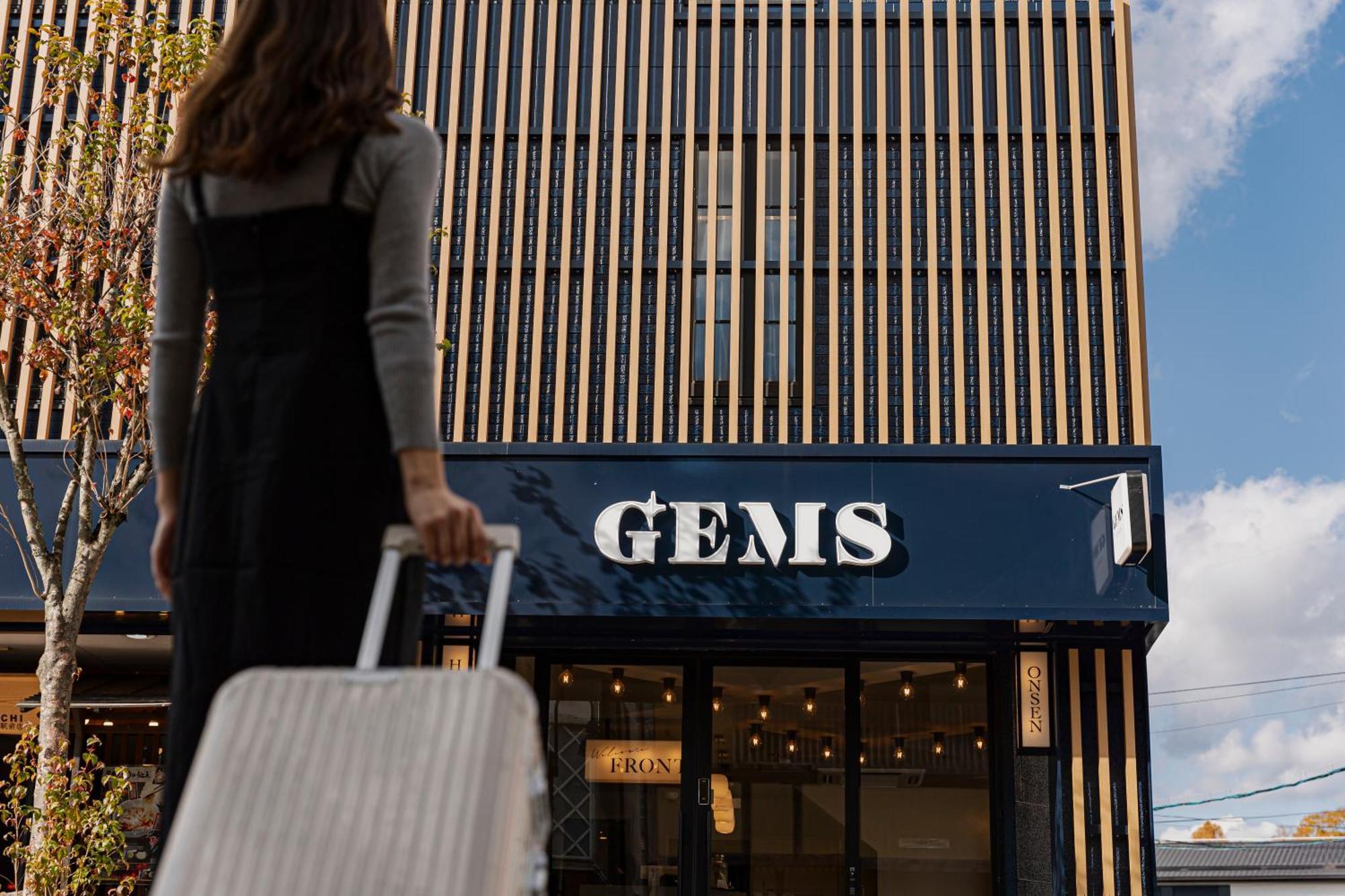 Gems Yufuin Hotel And Spa Cafe Bar Exterior photo